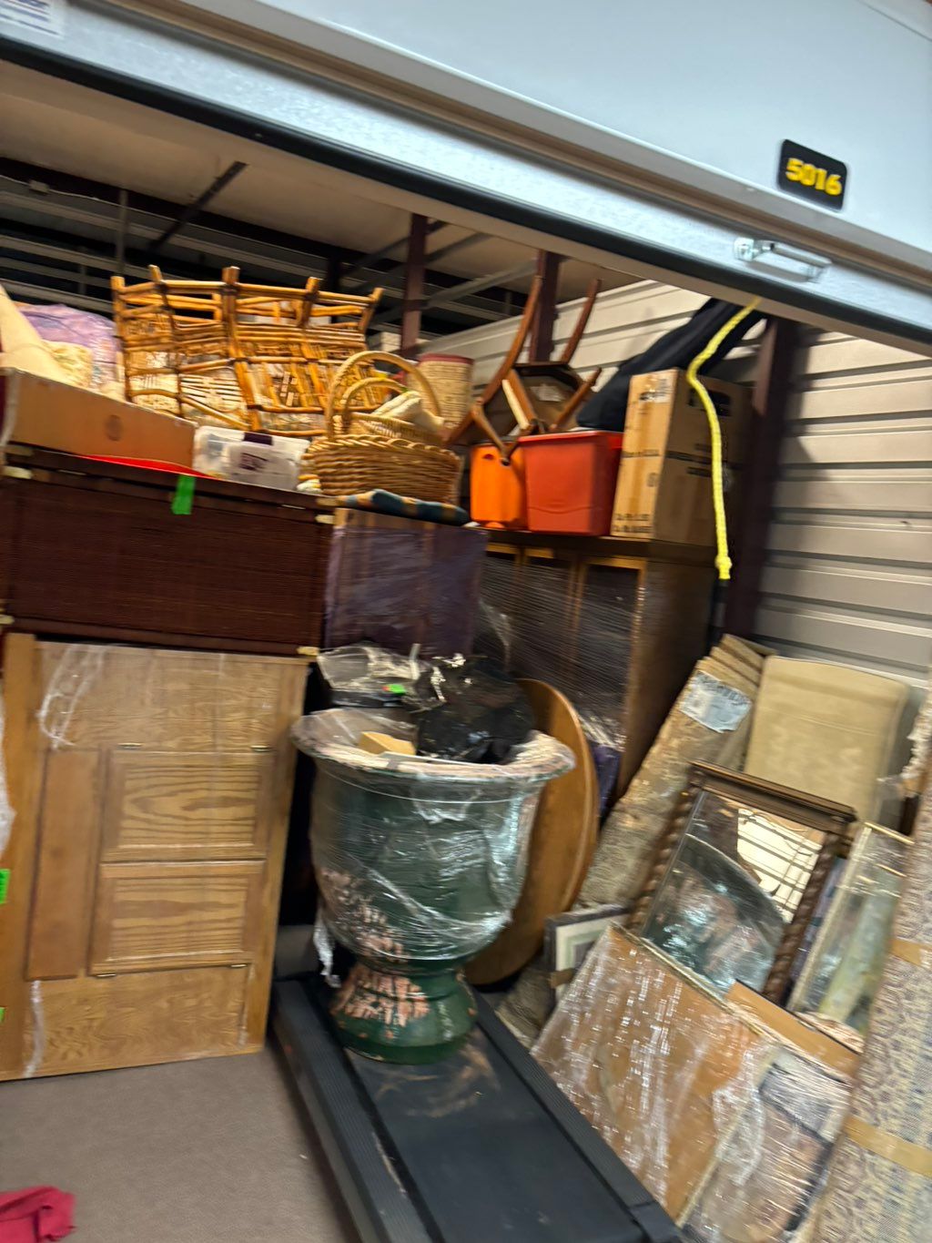 Put furniture in storage unit