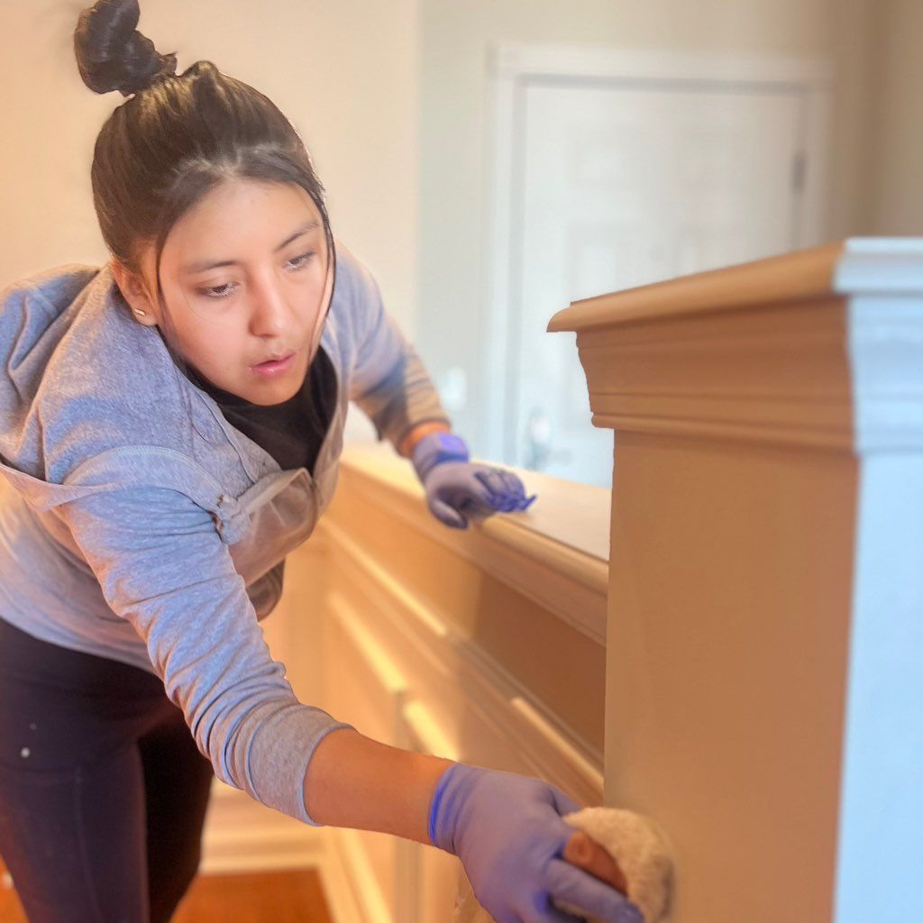 Violet’s Home Cleaning LLC