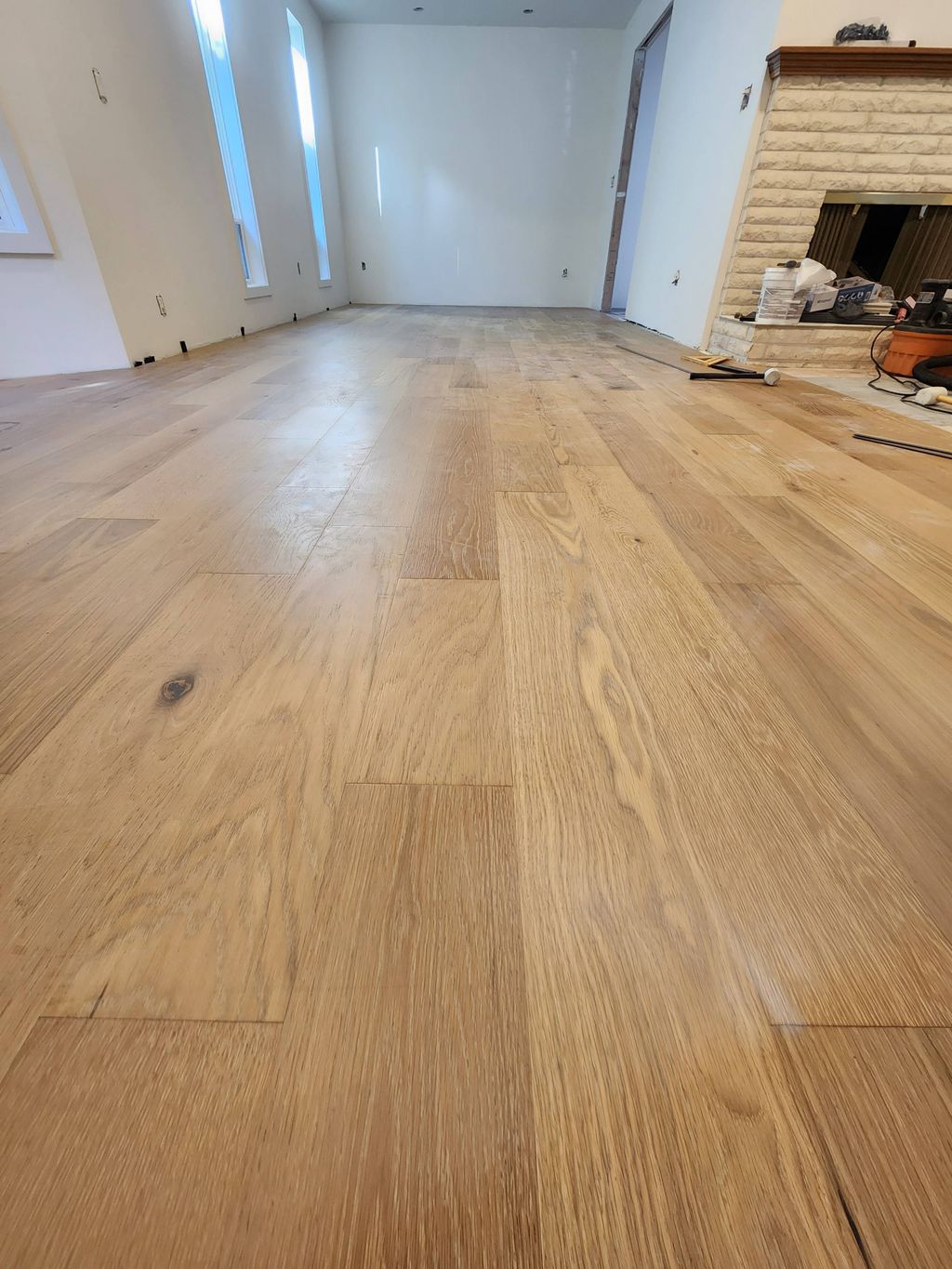 Laminated floors installation