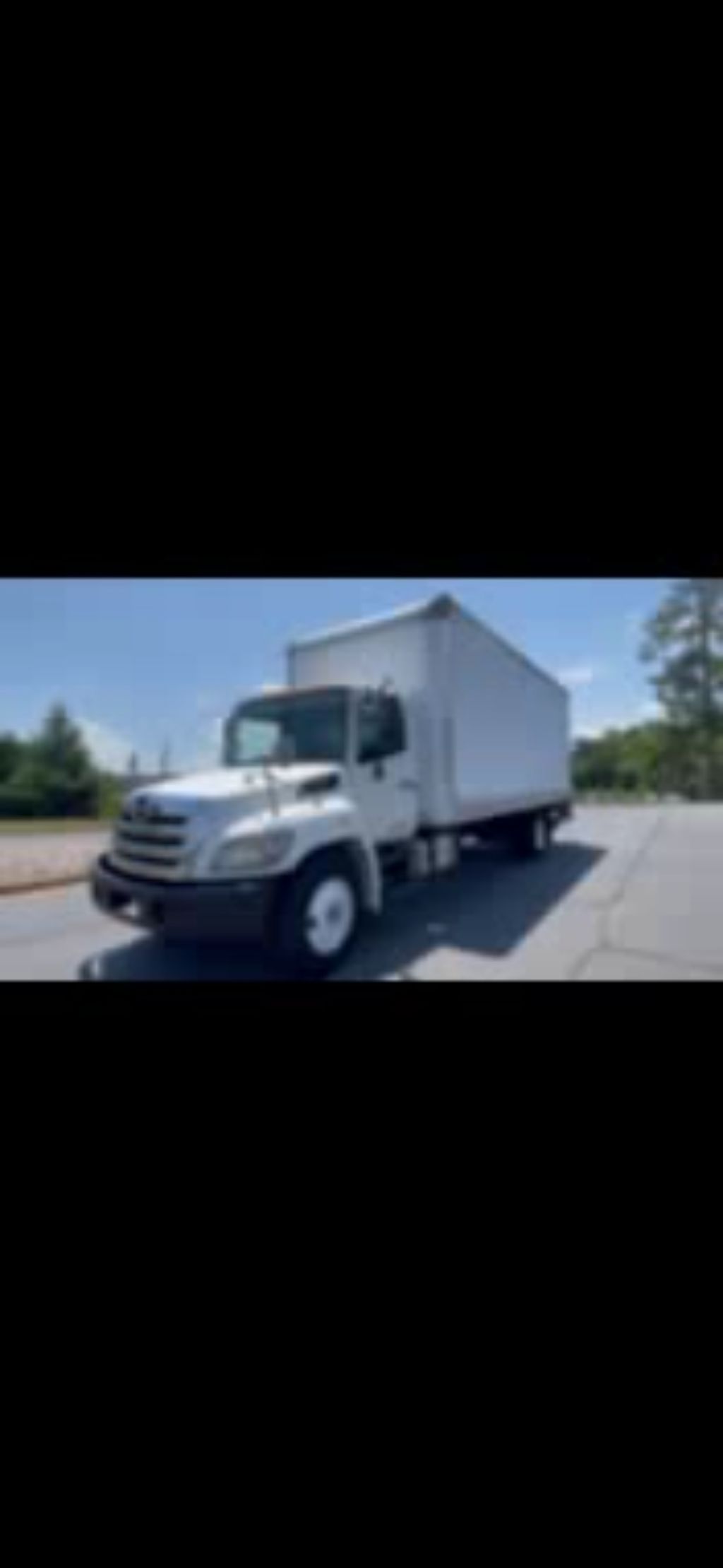 24 Foot boxtruck 