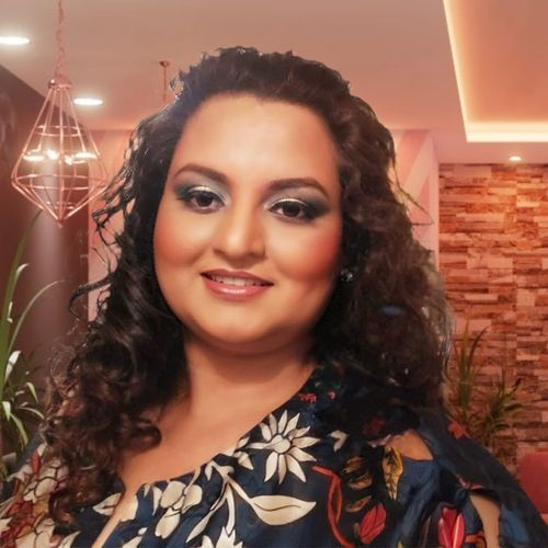 Alie Sunshine Makeup and Hair