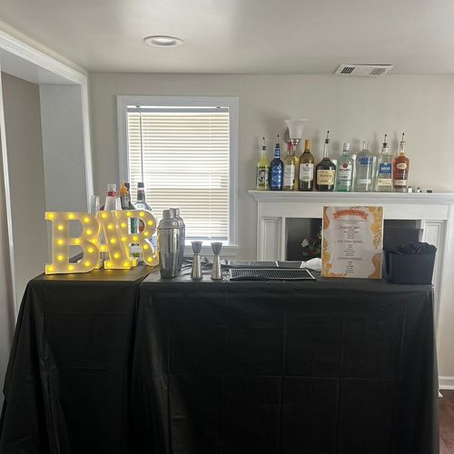 Mobile bar setup!
FMOIG to book gigs ! @-breecause