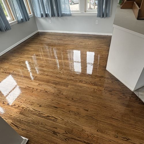 Hardwood Floor Refinishing