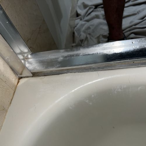 Shower and Bathtub Repair