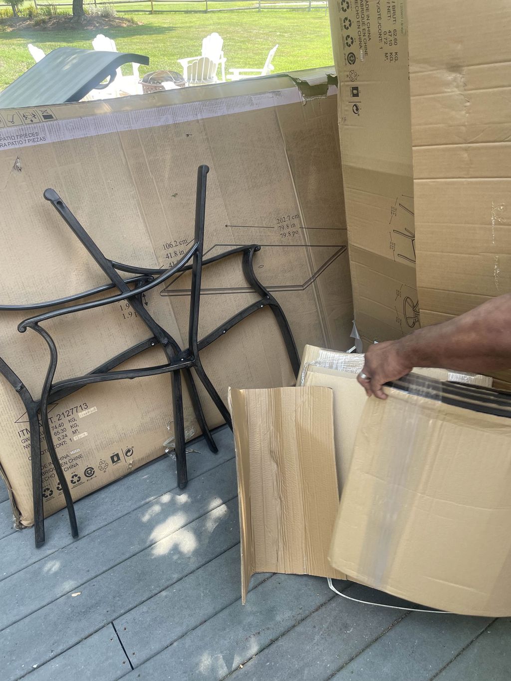 Furniture assembly