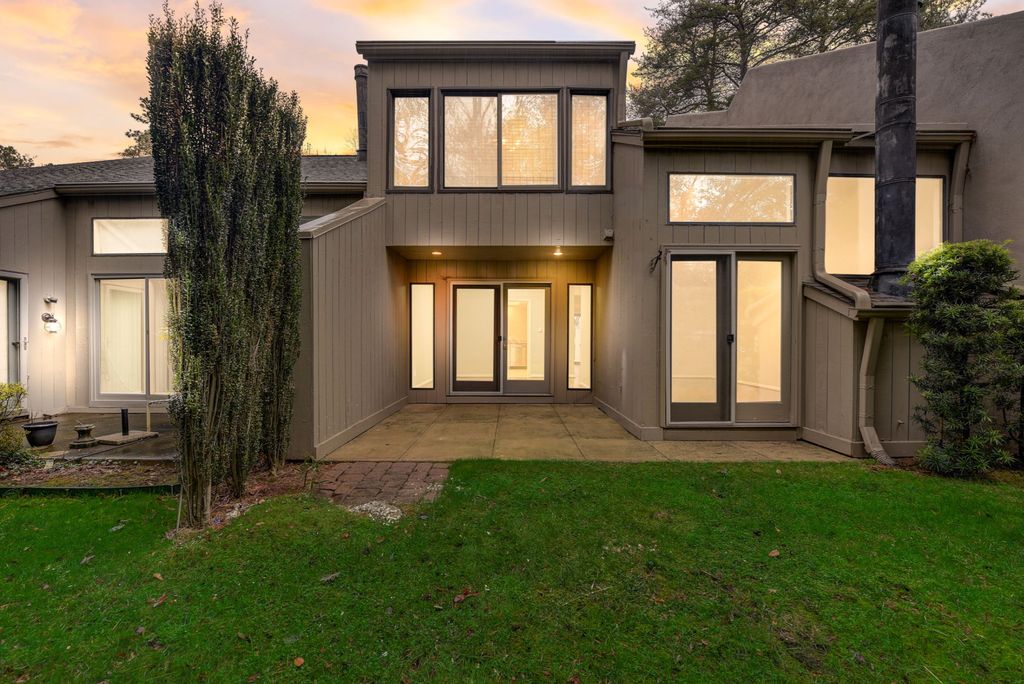 Represented an Investment Seller 