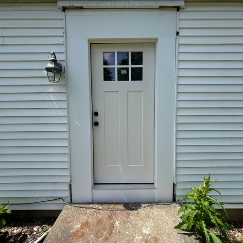 Front door replacement in Topsham 