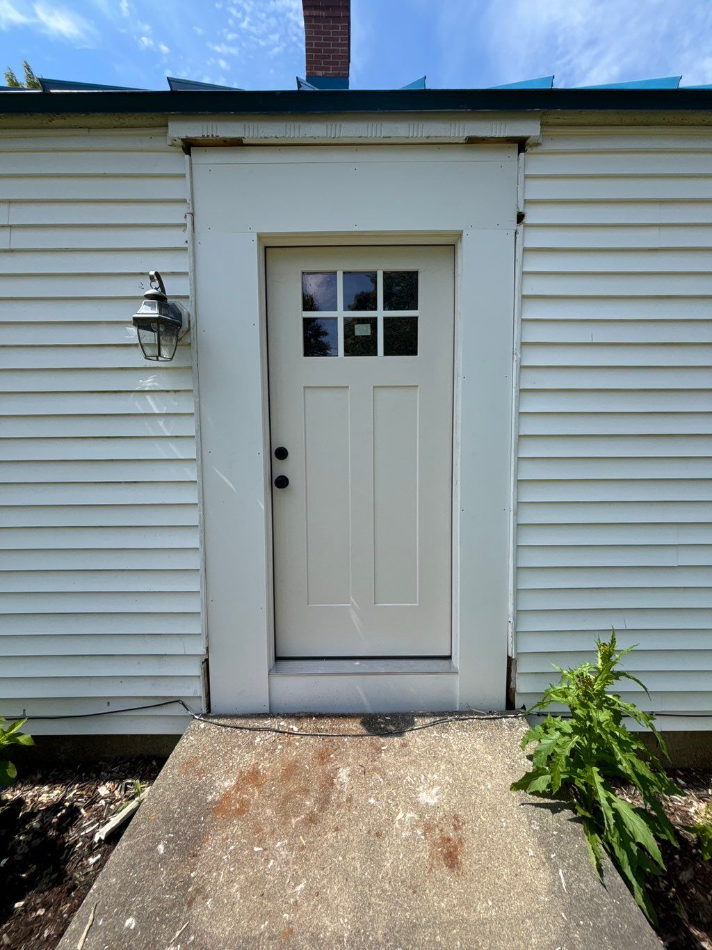 Front door replacement in Topsham 