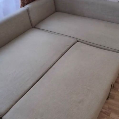 Excellent couch cleaning service, efficient and th