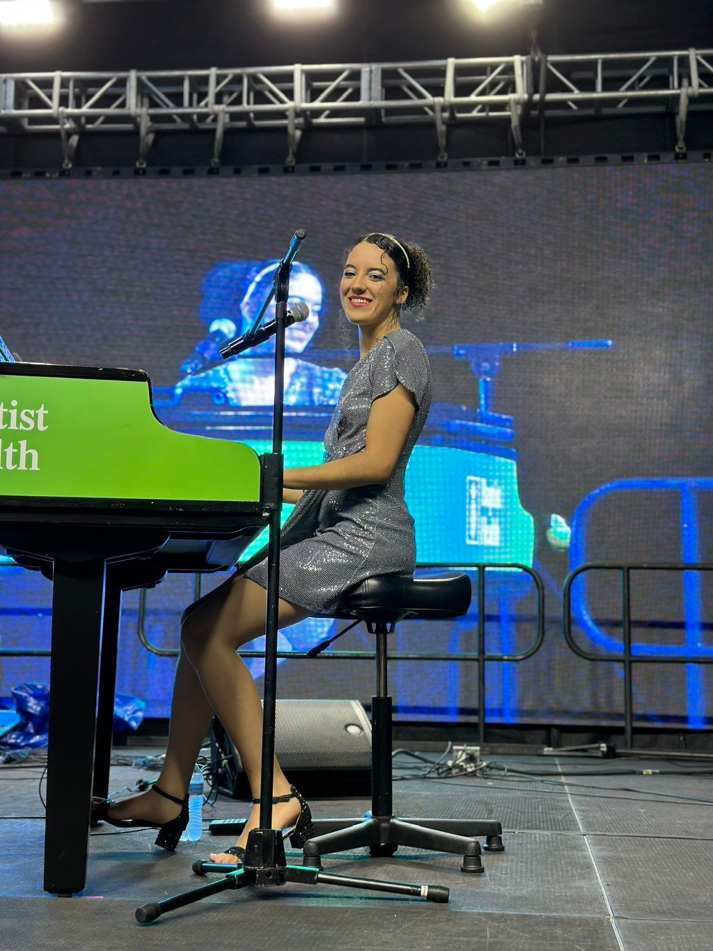 The Miami State Fair…dueling piano show 