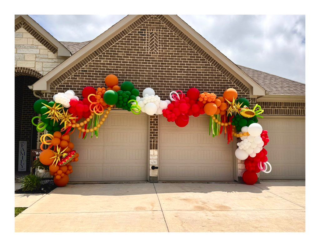 Balloon Arches 