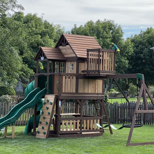 Play Equipment Construction and Assembly