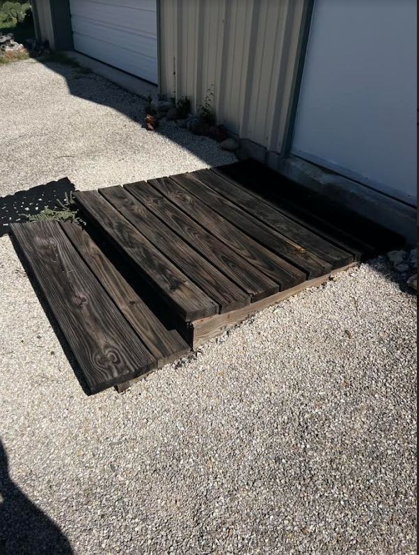 Outbuilding stoop replacement