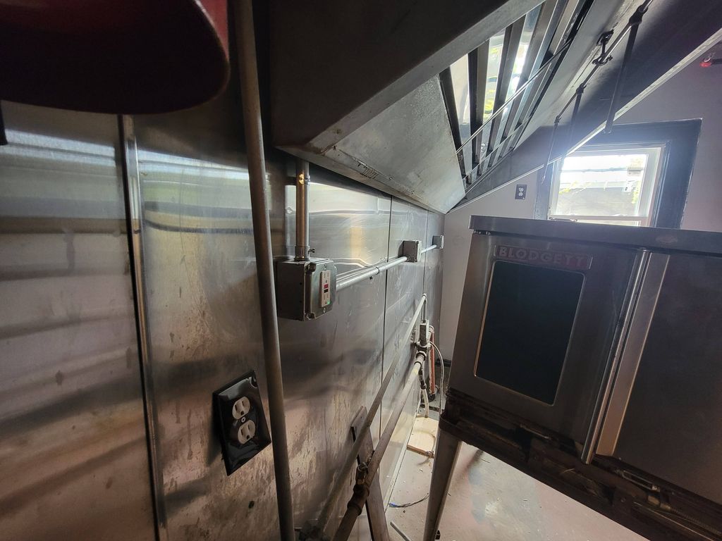 Restaurant kitchen outlets completed