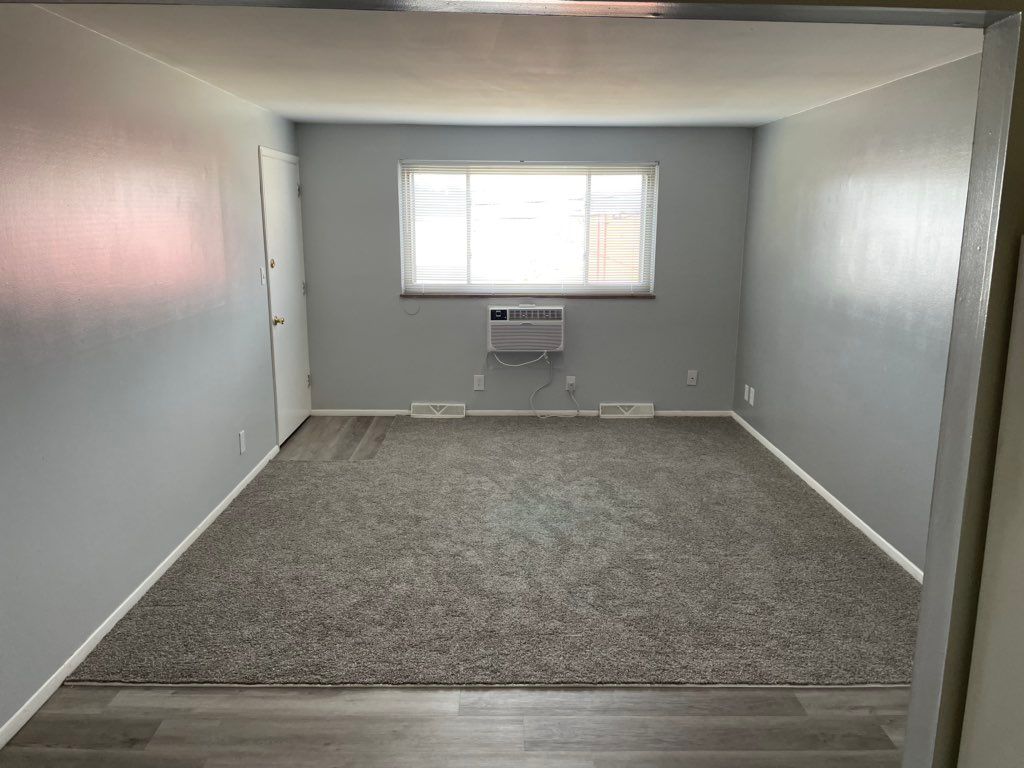 Painted walls & trim.

Carpet & laminate flooring 