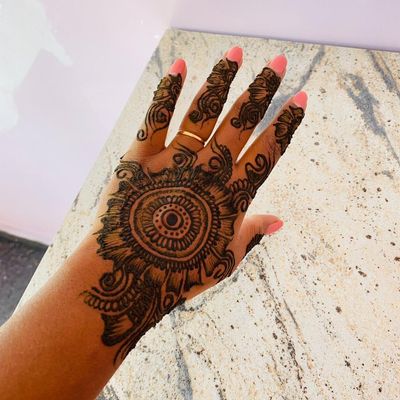 Avatar for Henna Artist