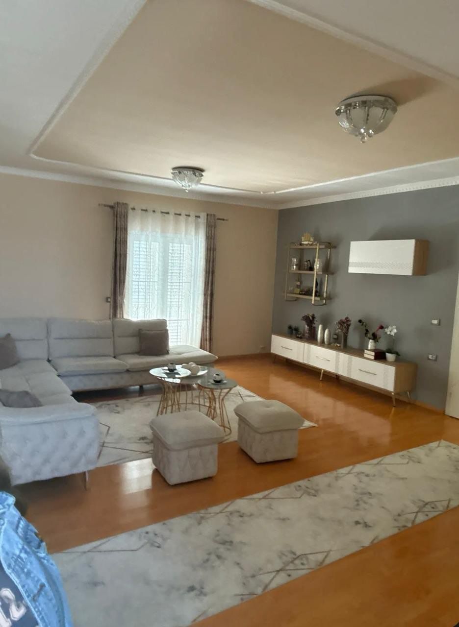 “Meet our skilled and friendly cleaning experts, r