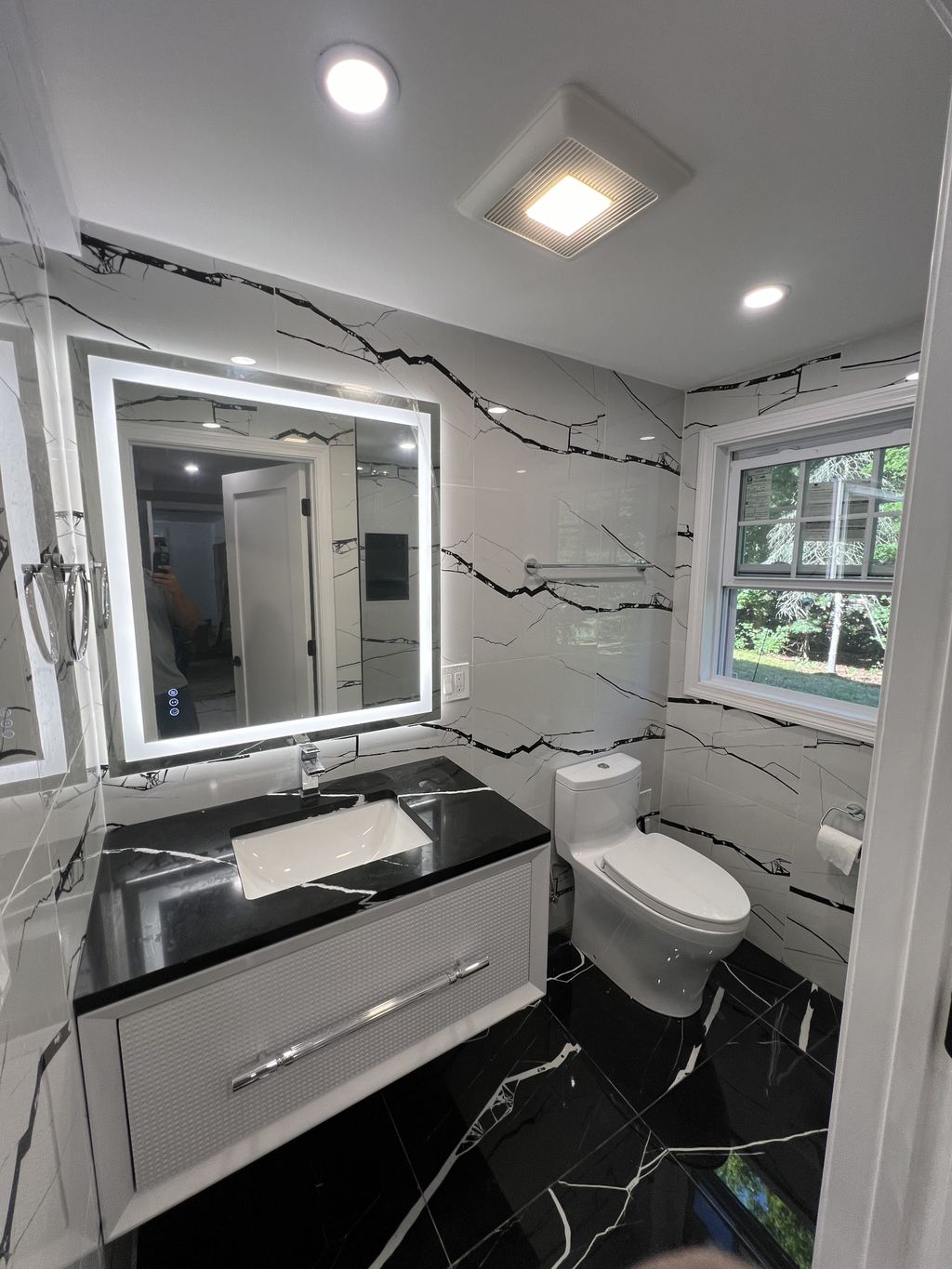 Full Bathroom Remodeling / Lexington 