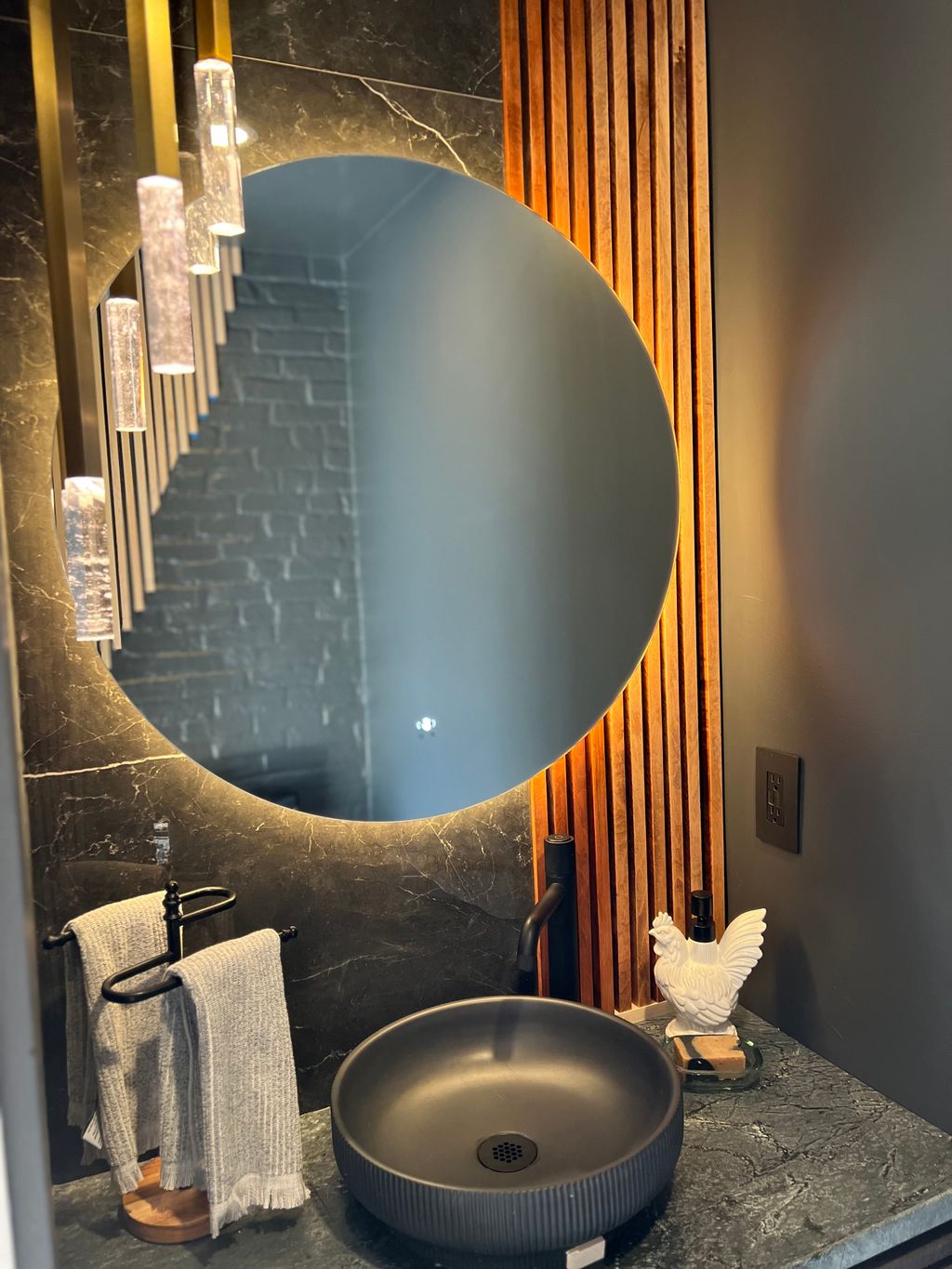 Half Bathroom Remodeling/ Marblehead 