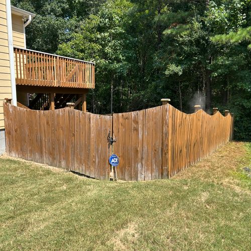 Deck Staining and Sealing