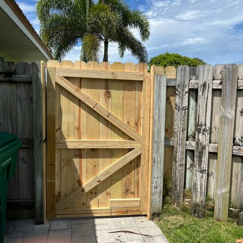 Luis did a great job replacing my gate. Functions 