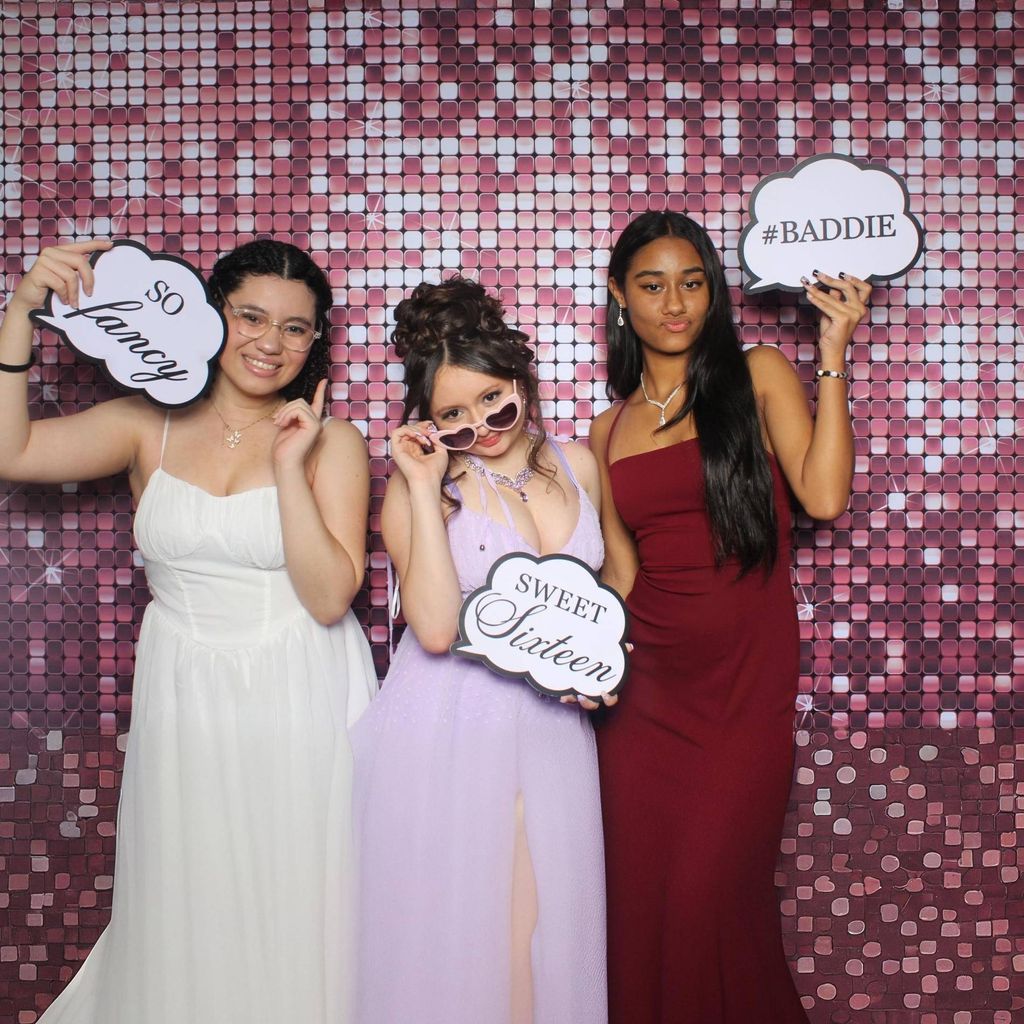 Life Moments LLC Photo Booth Rentals