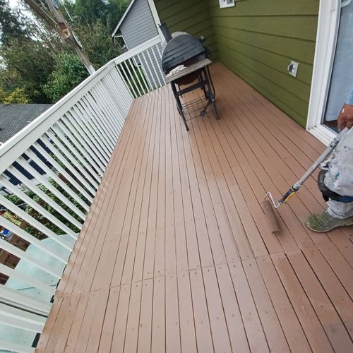 Deck Staining and Sealing