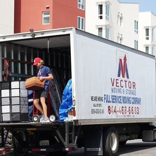 Truck unloading San Diego movers