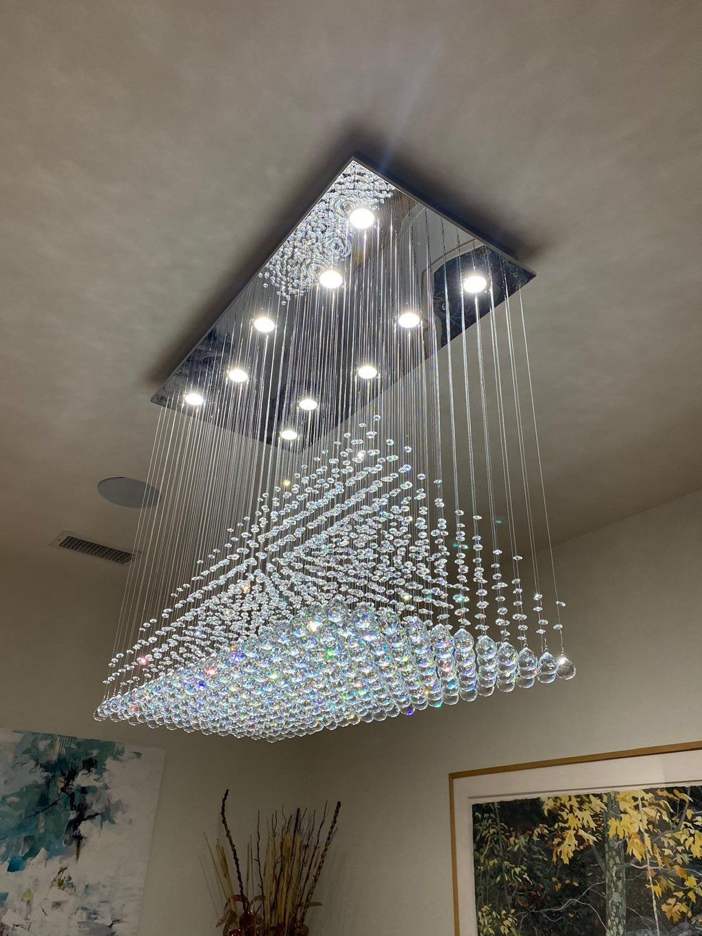 Beautiful chandelier, and happy to see another sat