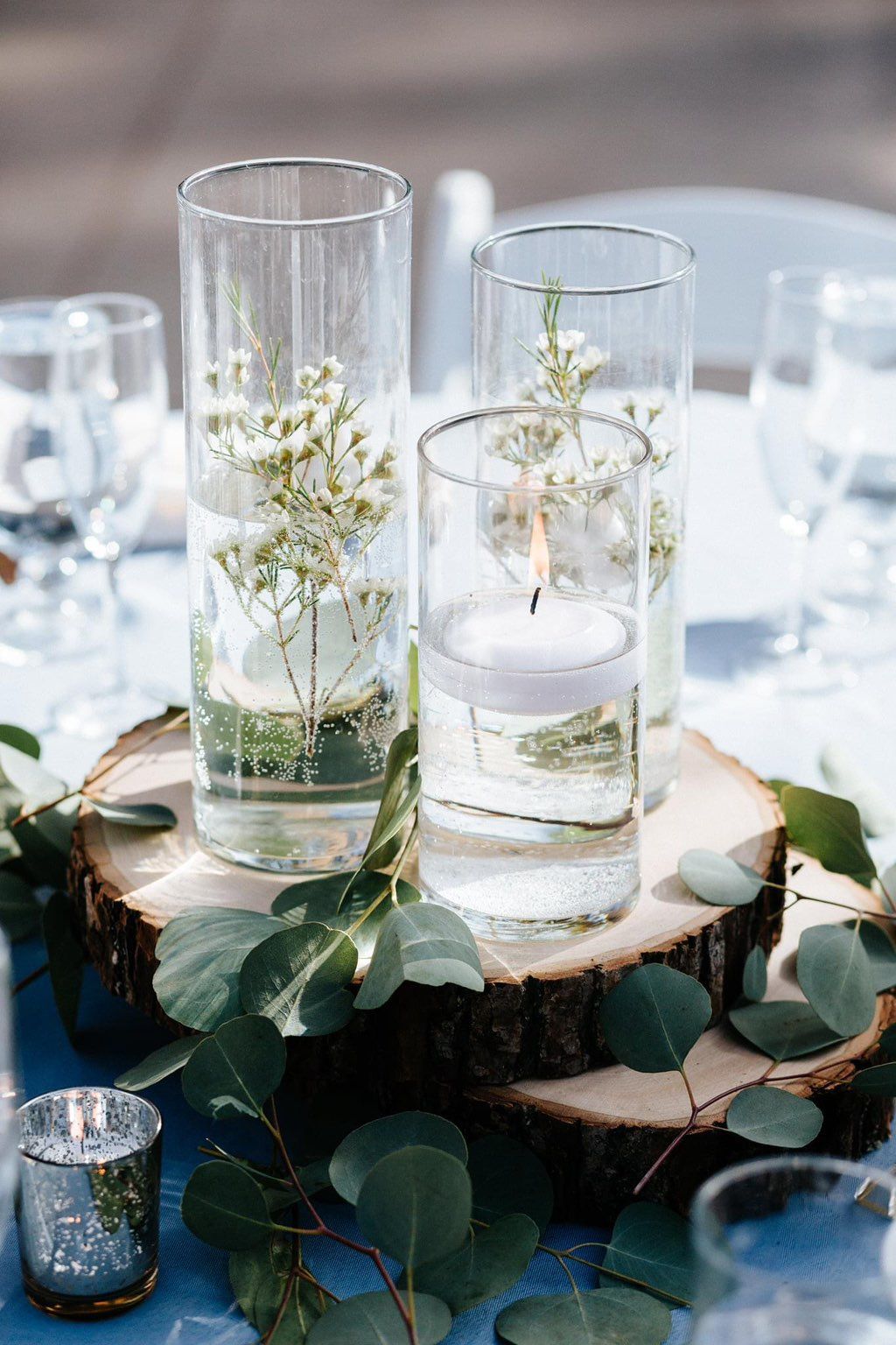 Example of table settings 