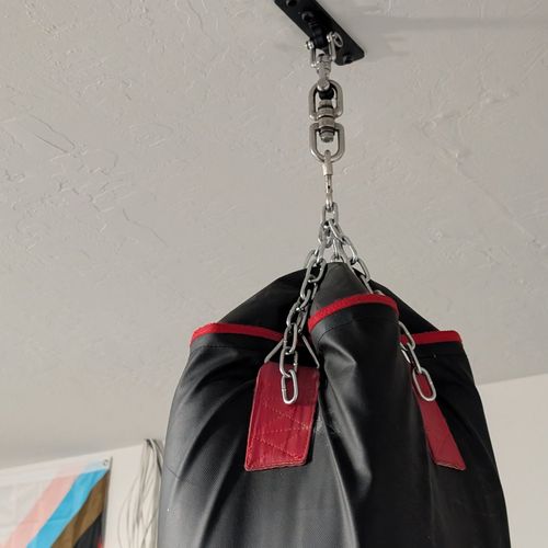 Needed a heavy bag hung in my garage that I'd atte