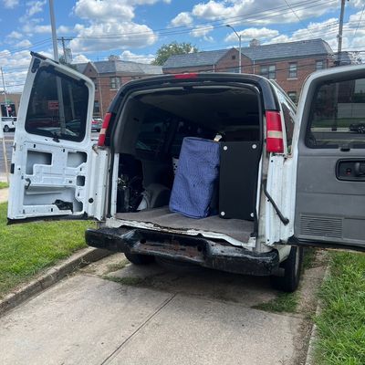 Avatar for Jean’s moving and same day delivery furnitures
