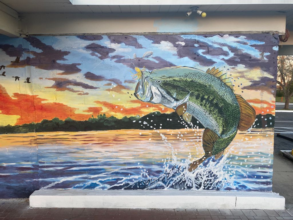 Jumping Bass mural - Lakeland Fishing Outfitters