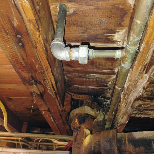 Plumbing Pipe Repair