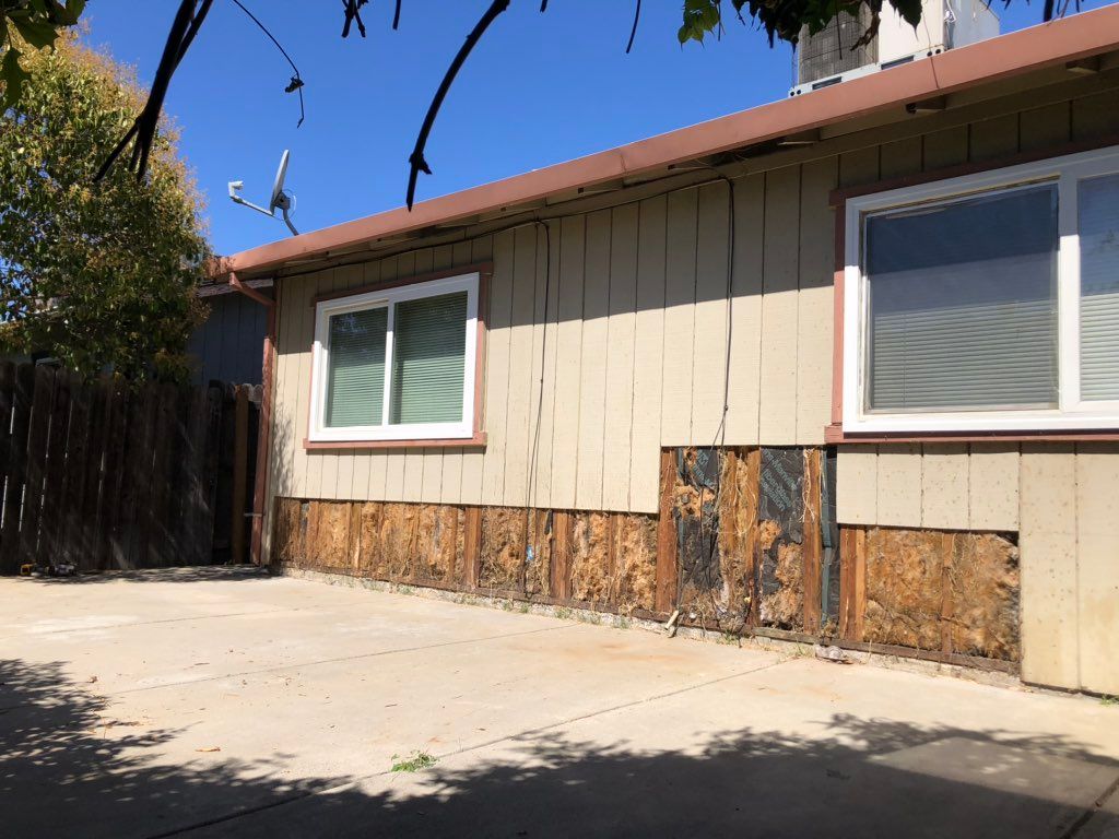 Repair dry rot siding 
