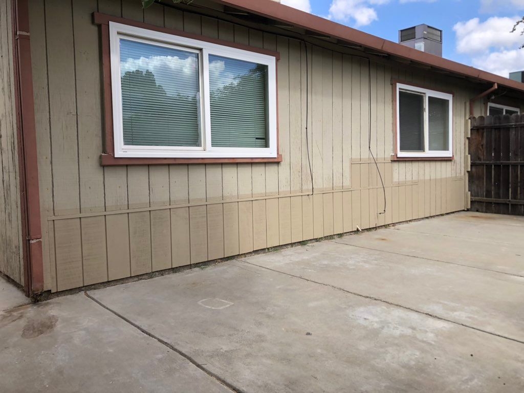 Repair dry rot siding 
