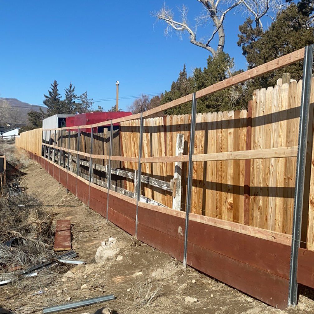 CREATIVE FENCE