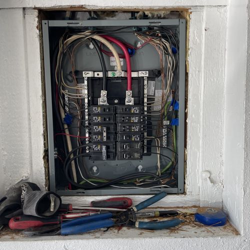 Circuit Breaker Panel or Fuse Box Installation