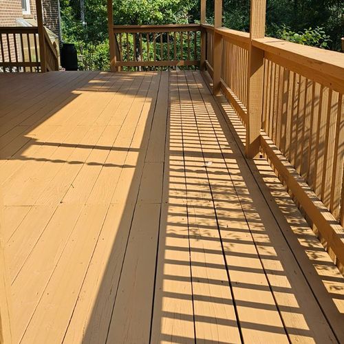 Deck Staining and Sealing