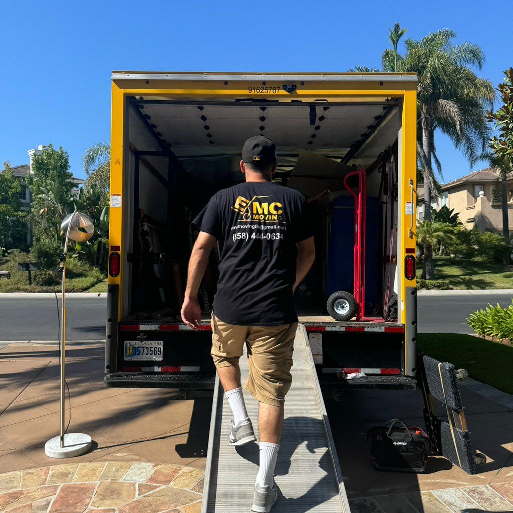 EMC Moving(truck included)