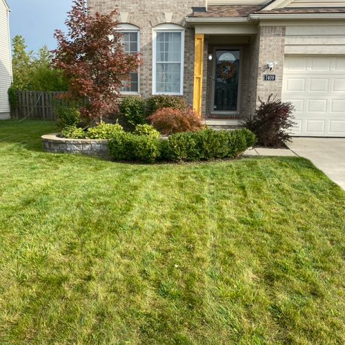 D1B Just Cut It River Rouge, MI Thumbtack