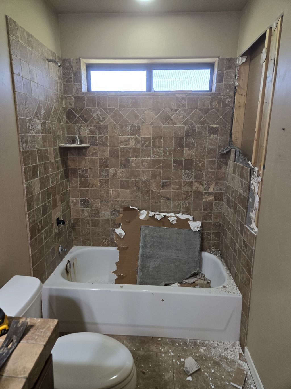 Before pic of full bath remodel