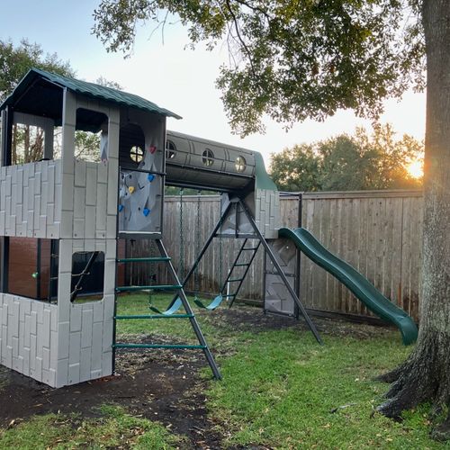 Play Equipment Construction and Assembly