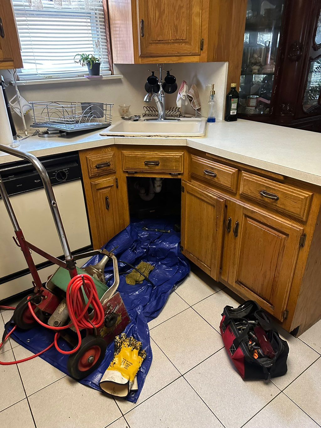 Clearing a blockage on this kitchen sink