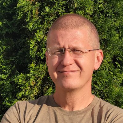 Avatar for Vlad (Viliura Wood&Leather Works LLC)