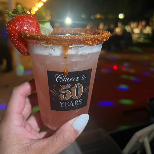 Stephiee’s famous Strawberry Margarita 🍓🤤