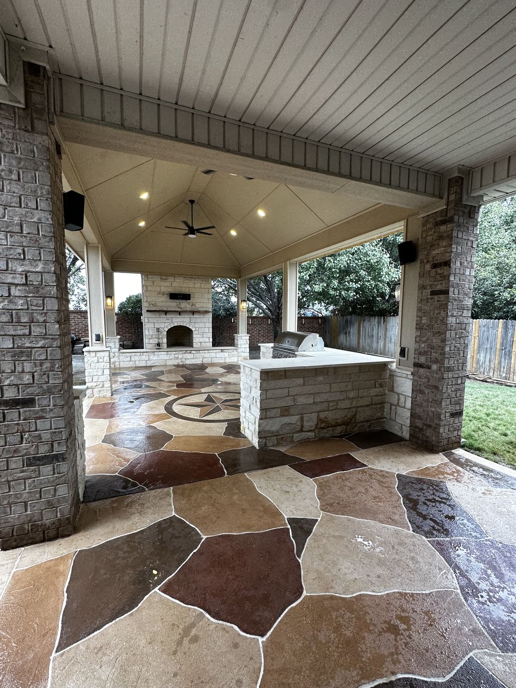 Patio Cover, Outdoor Kitchen, and Fireplace projec