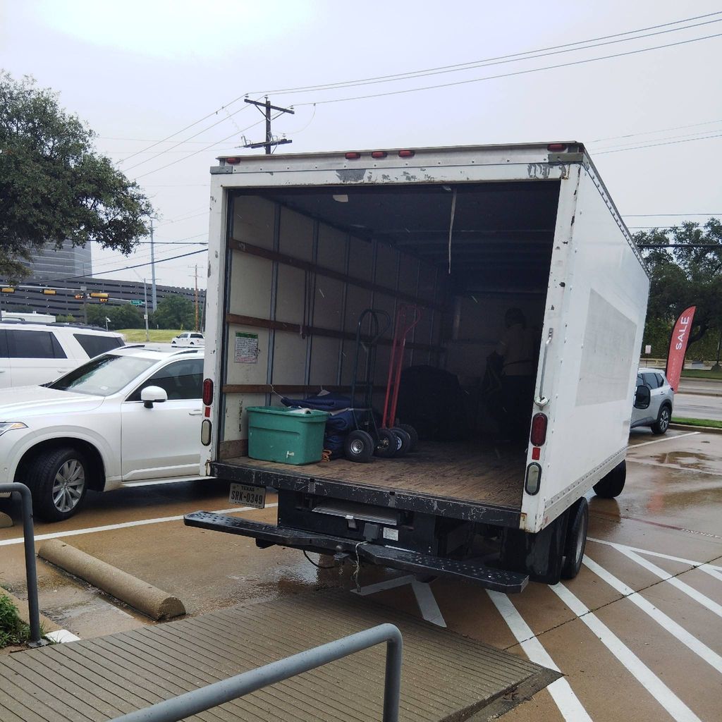Jay&Jay's moving & storage