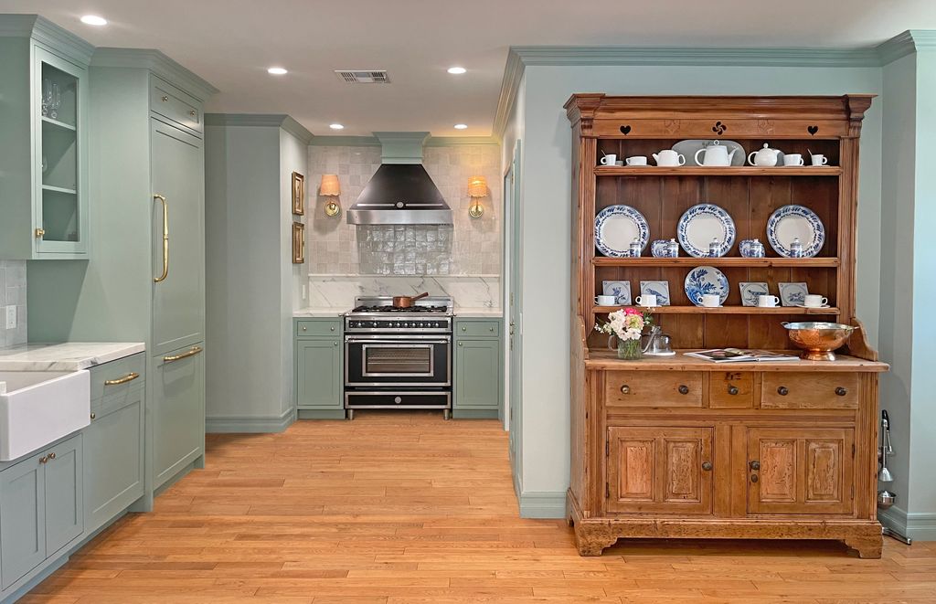 English - Kitchen in Brentwood 