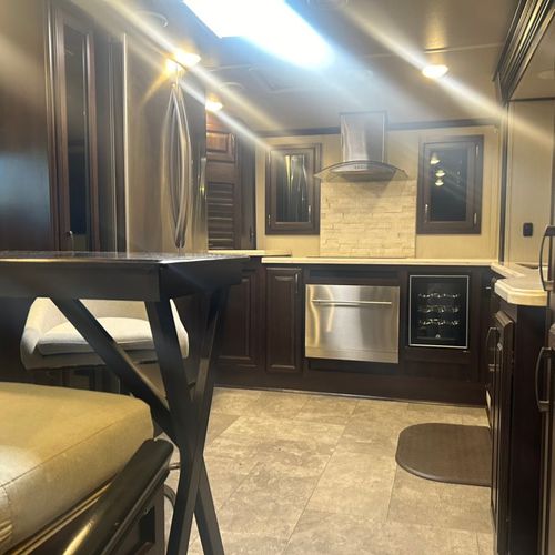 RV cleaning 